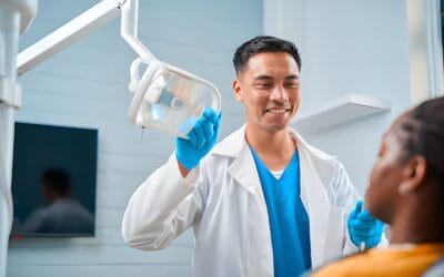 What type of fillings do holistic dentists use?